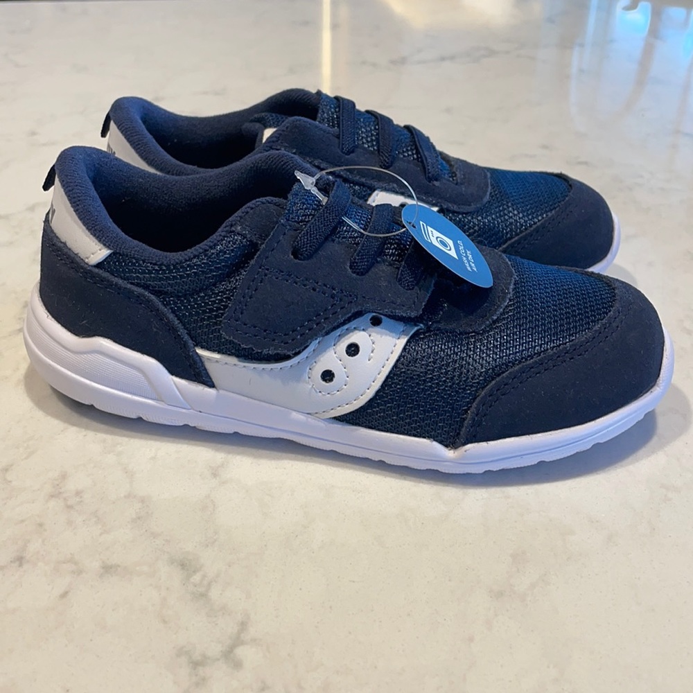 Saucing boys Jazz Riff Sneaker, Velcro Lace NEVER WORN